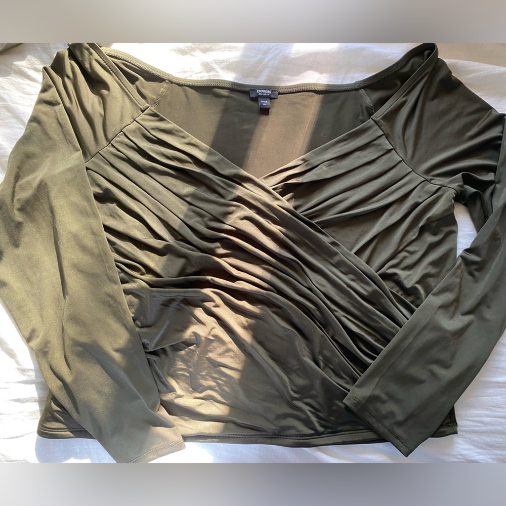 Body Contour Off the Shoulder Ruched Top